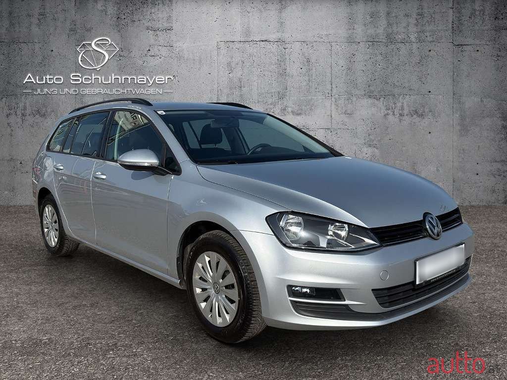 2015' Volkswagen Golf photo #6