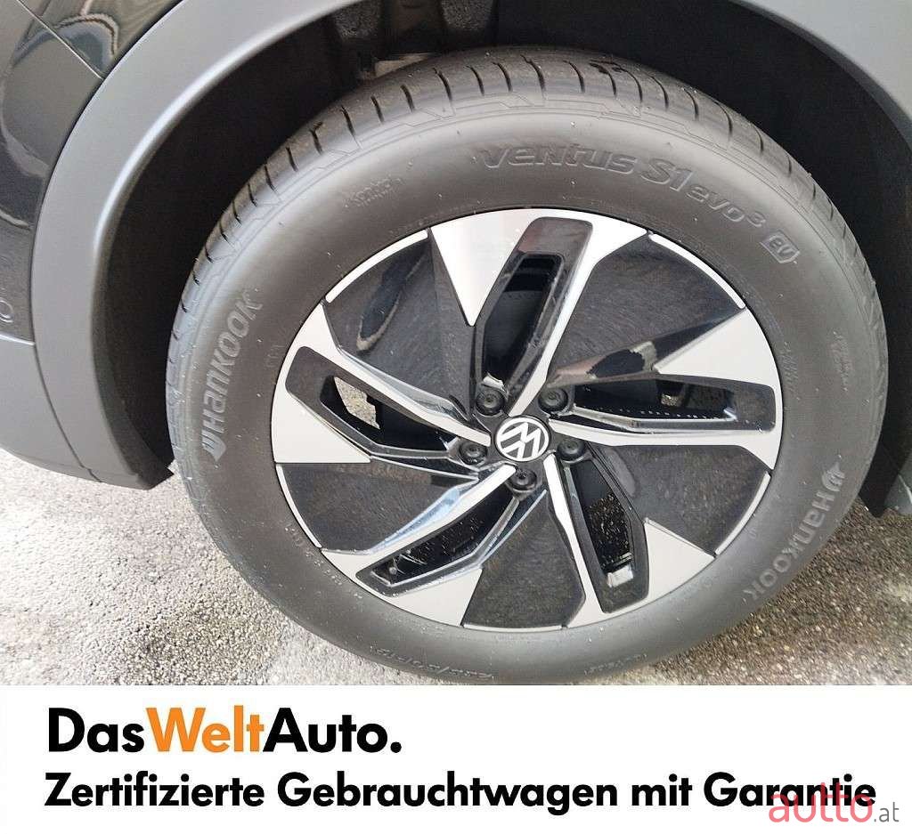 2024' Volkswagen ID.4 photo #6