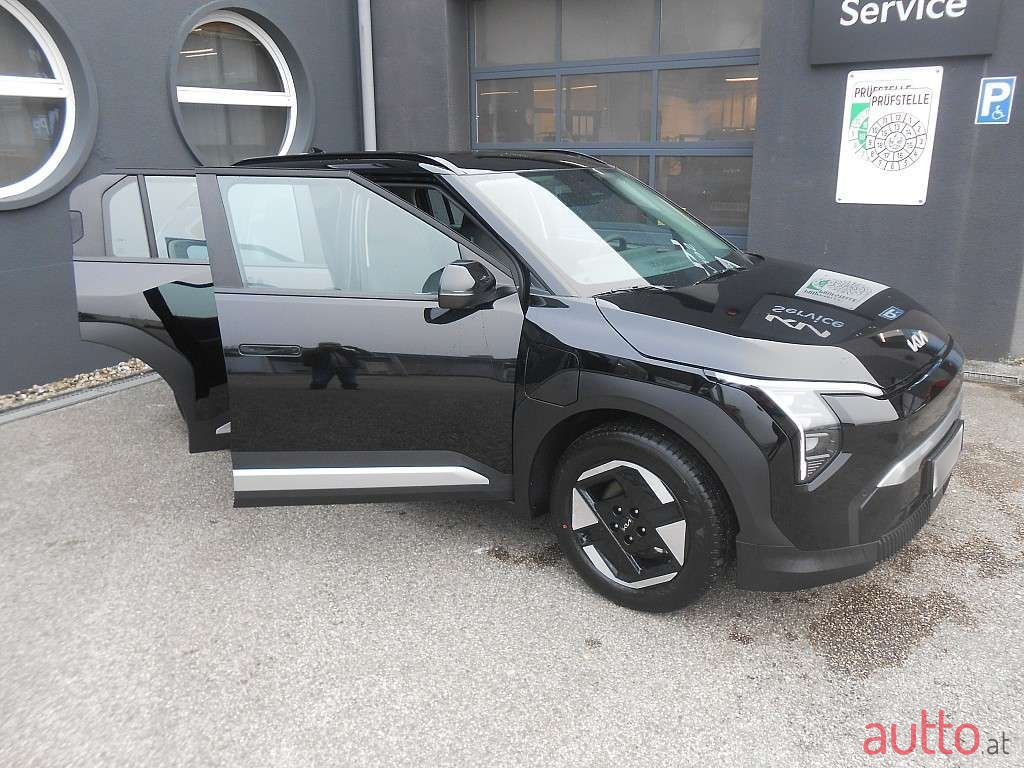 2024' Kia Ev3 photo #5