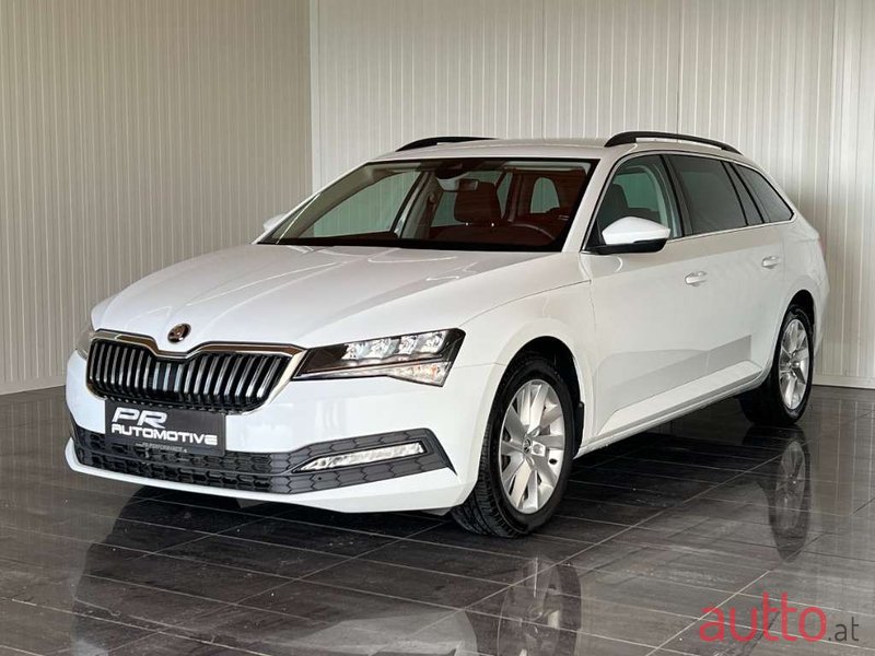 2023' Skoda Superb photo #4