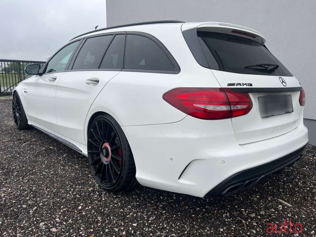 2015' Mercedes-Benz C-Klasse photo #4