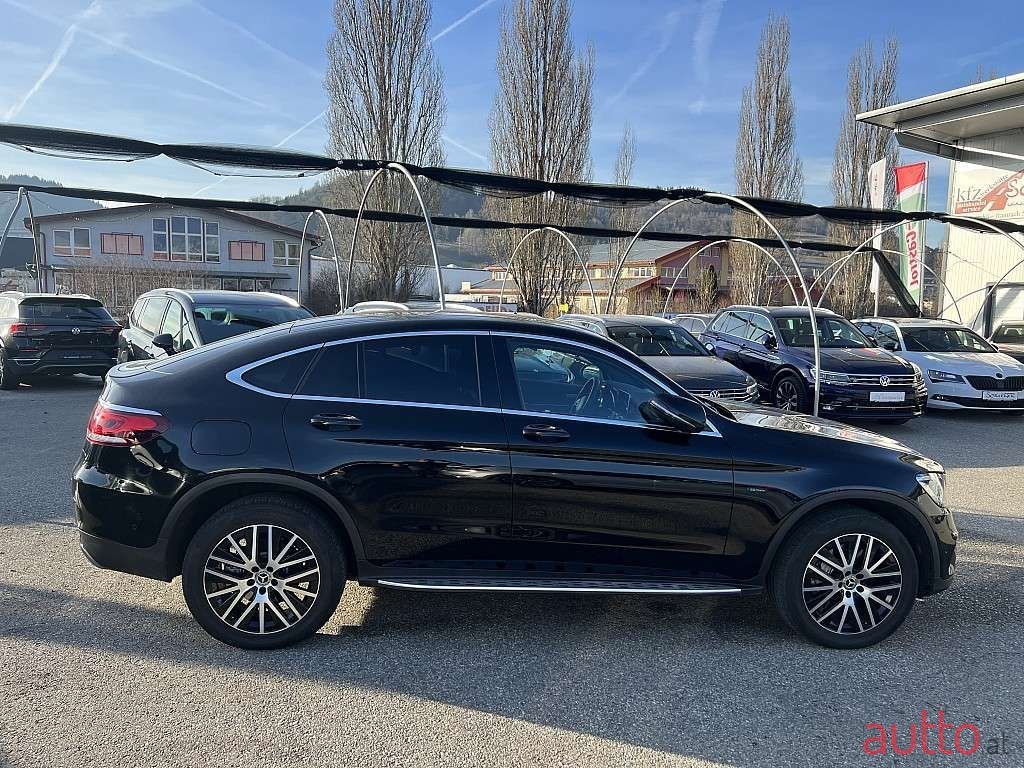 2021' Mercedes-Benz Glc-Klasse photo #2