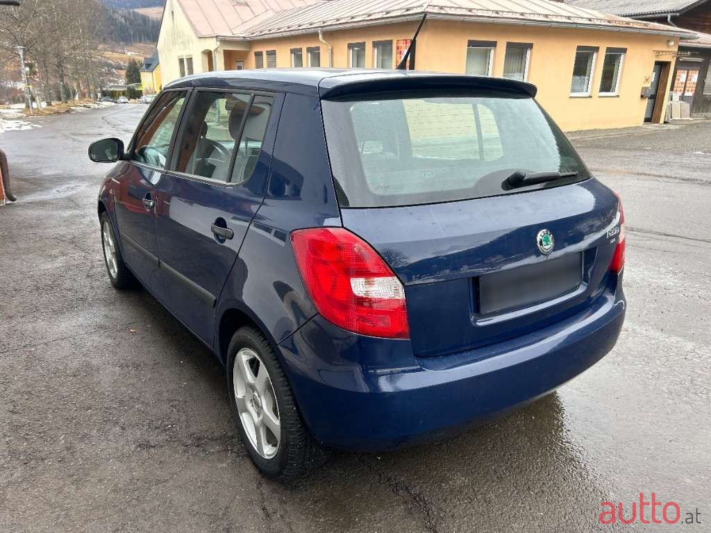 2012' Skoda Fabia photo #5