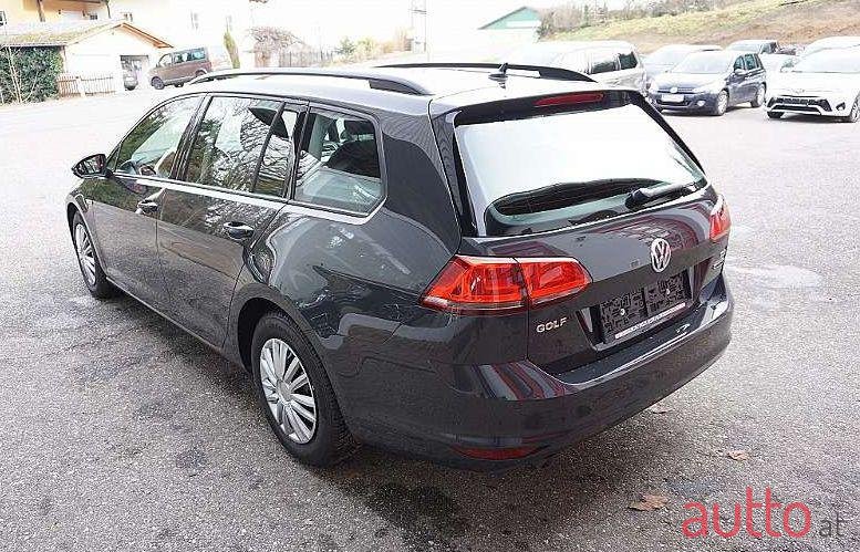 2015' Volkswagen Golf photo #1