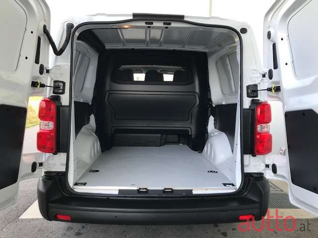 2022' Fiat Scudo photo #6