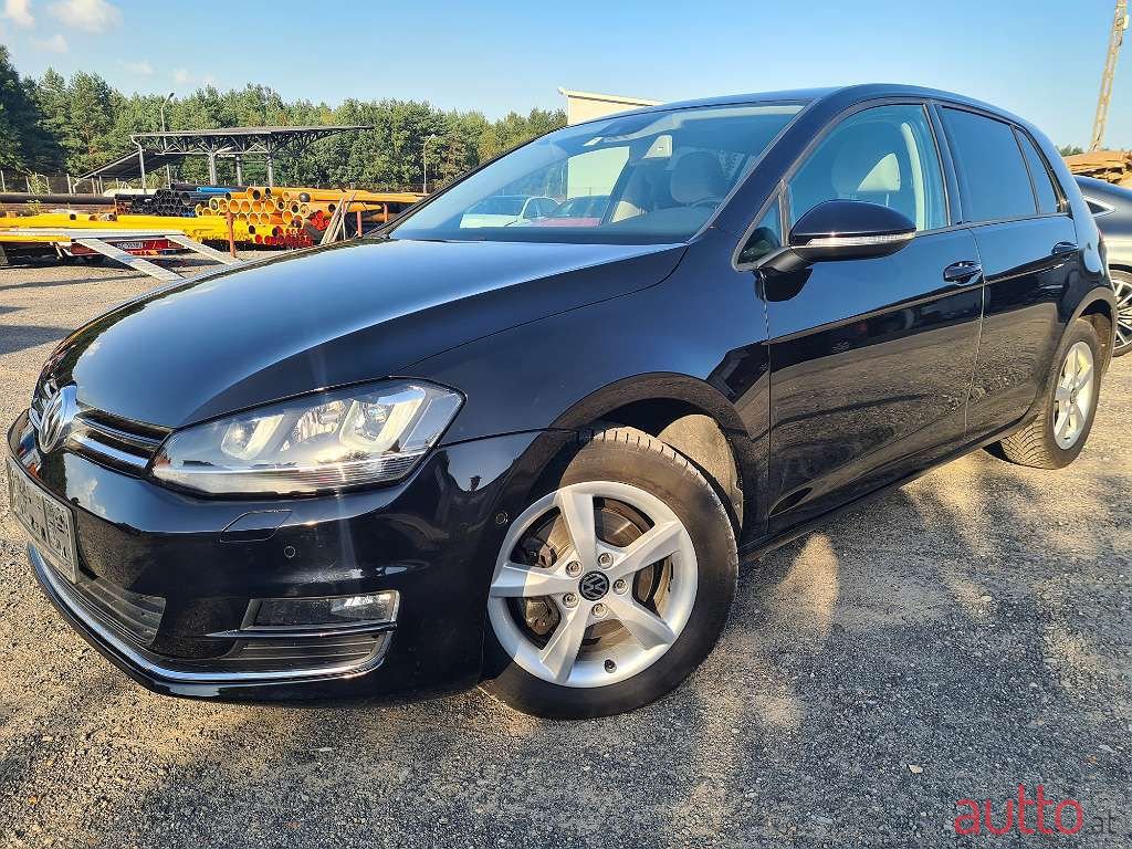 2013' Volkswagen Golf photo #4