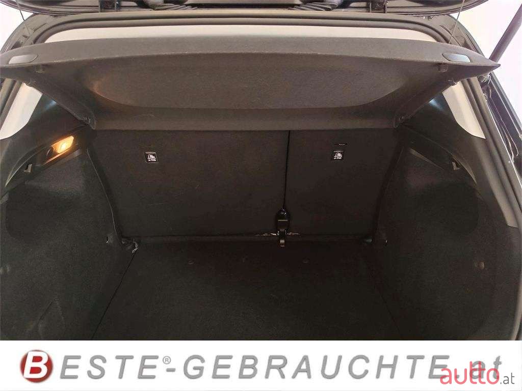 2023' Fiat Tipo photo #6