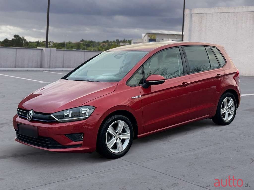 2015' Volkswagen Golf photo #1