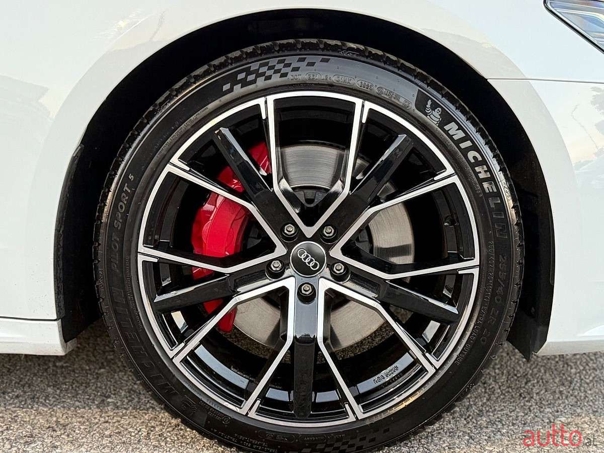 2020' Audi A7 photo #5