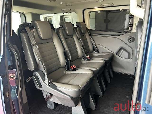 2021' Ford Tourneo photo #6