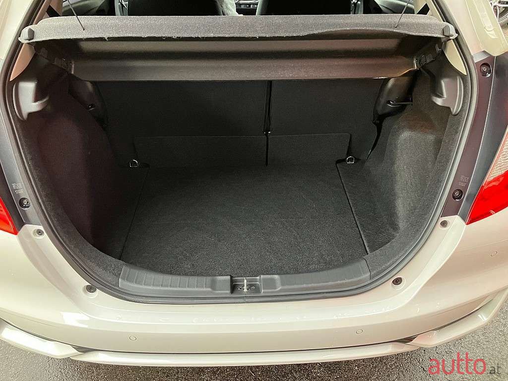 2020' Honda Jazz photo #5