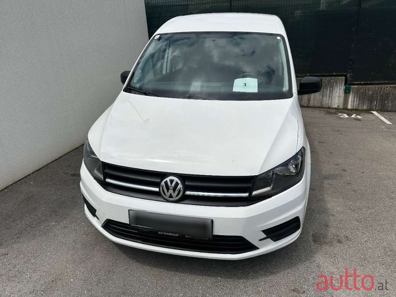 2016' Volkswagen Caddy photo #2