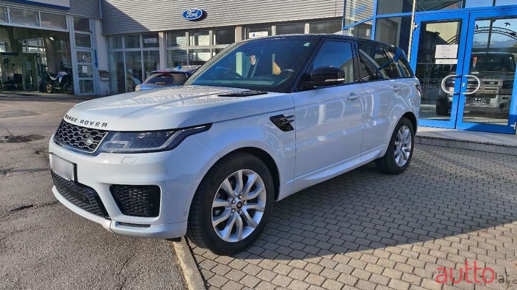 2018' Land Rover Range Rover Sport photo #3