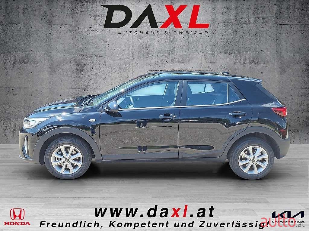 2023' Kia Stonic photo #3