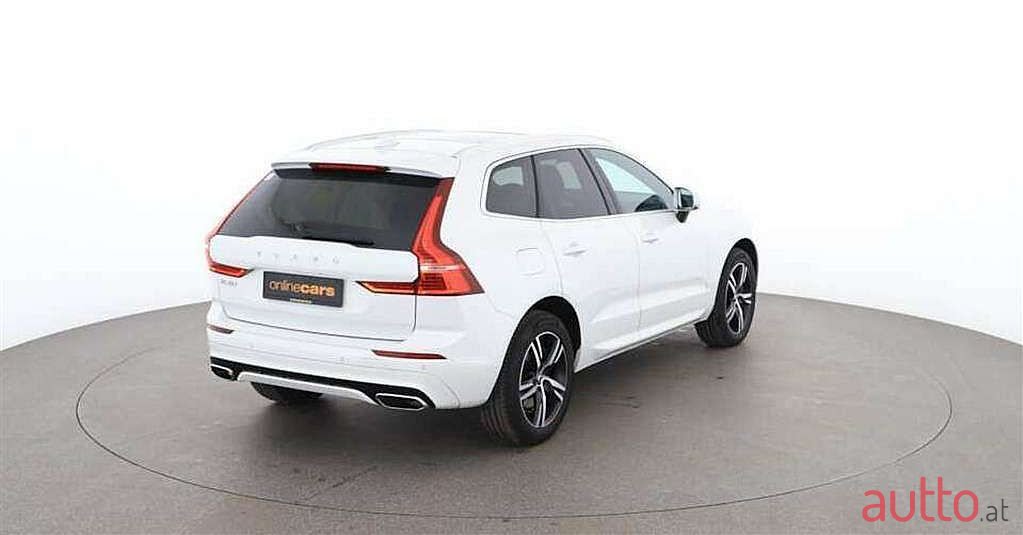 2019' Volvo XC60 photo #3