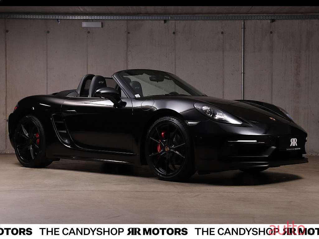 2020' Porsche Boxster photo #1