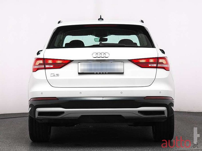 2022' Audi Q3 photo #4