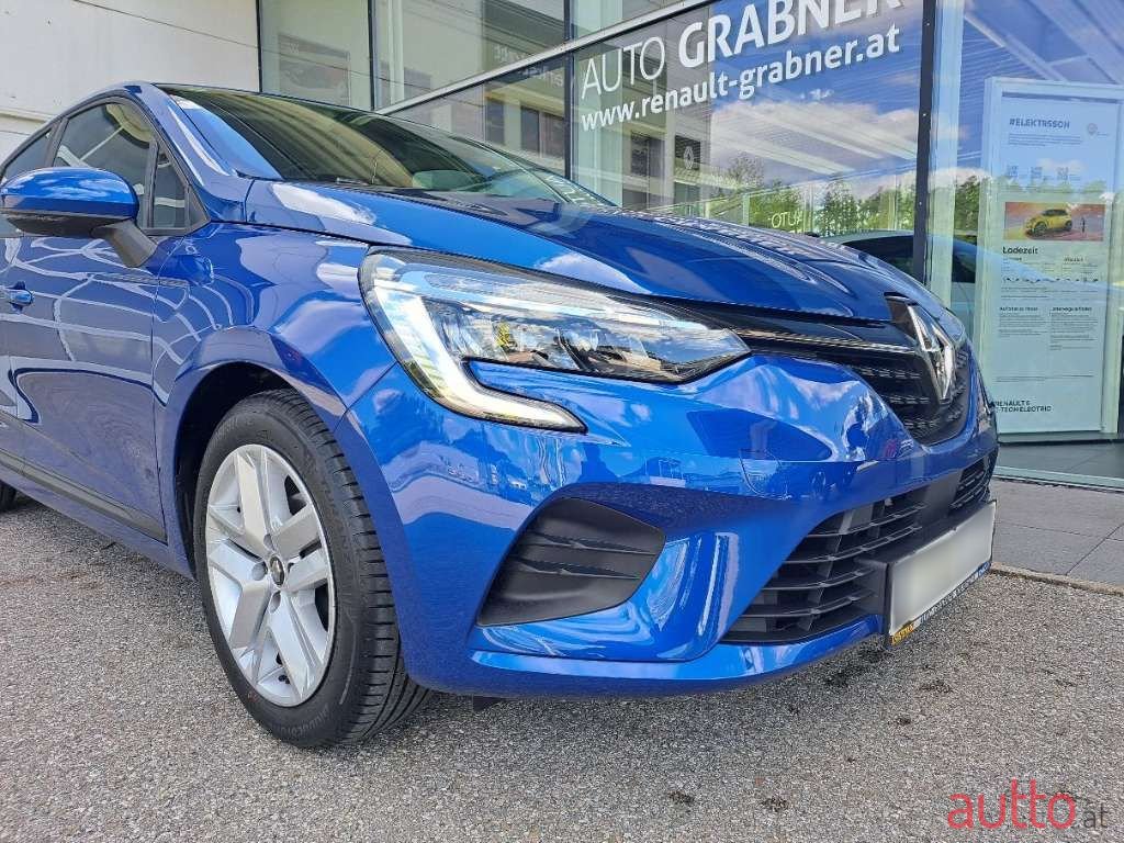 2021' Renault Clio photo #3