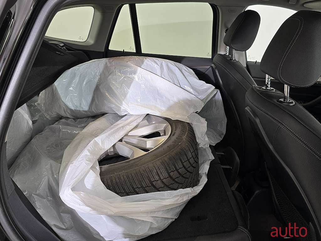 2019' BMW X1 photo #4