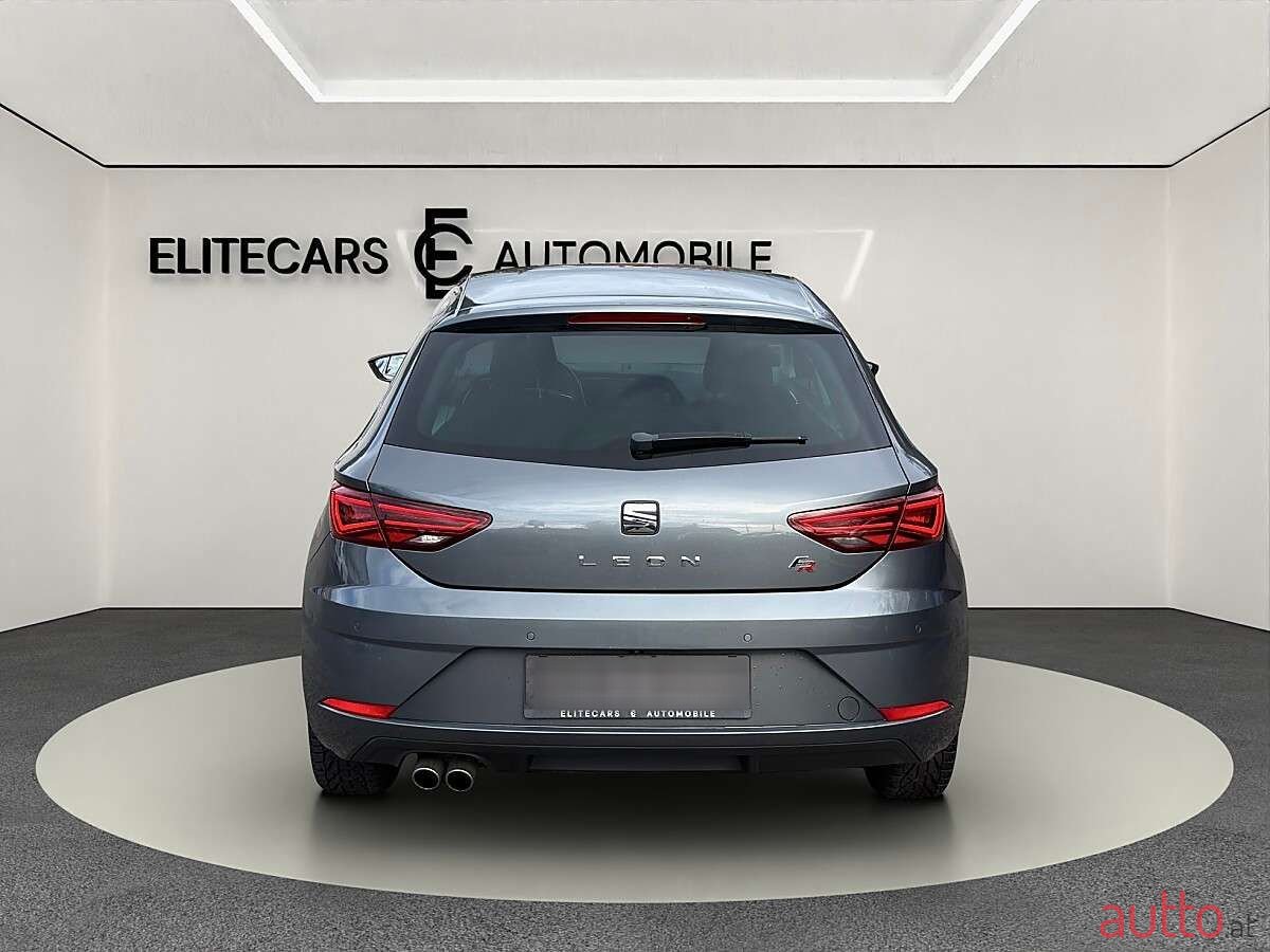 2017' SEAT Leon photo #4