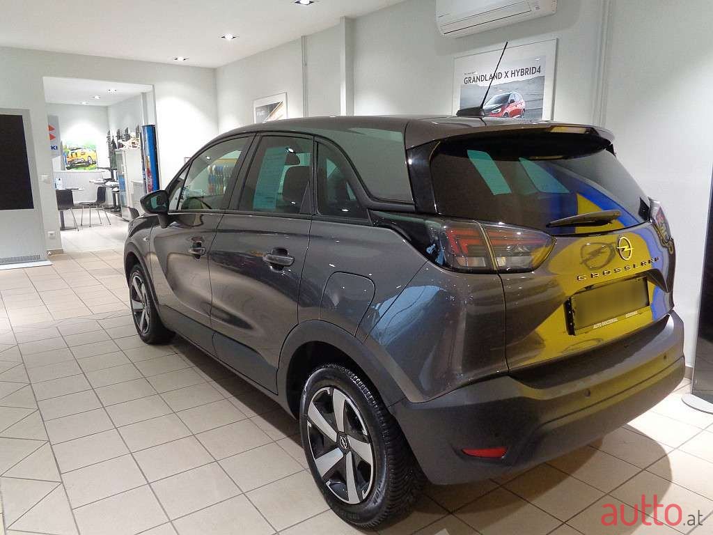 2021' Opel Crossland photo #2