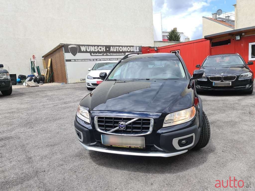 2009' Volvo XC70 photo #2