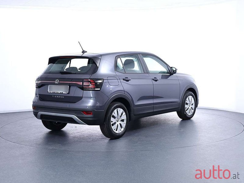 2023' Volkswagen T-Cross photo #4