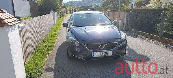 2013' Volvo V40 photo #4