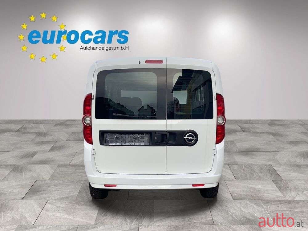 2013' Opel Combo photo #5