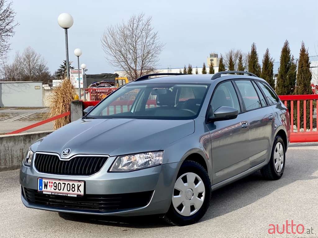 2013' Skoda Octavia photo #1