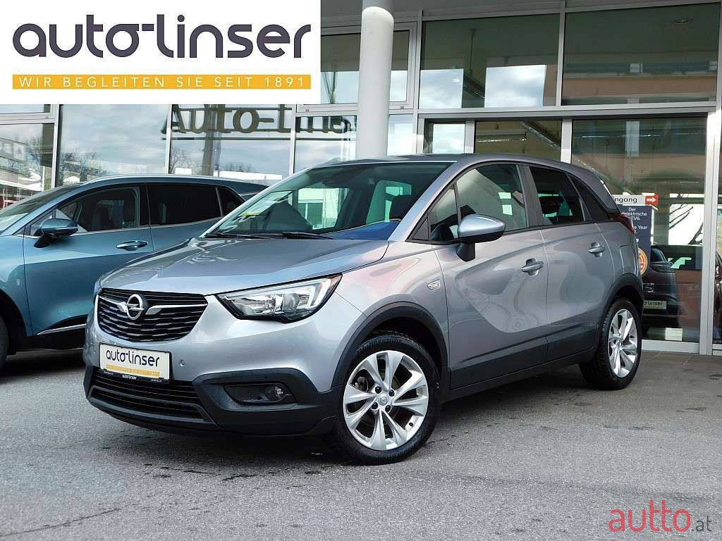 2020' Opel Crossland photo #1