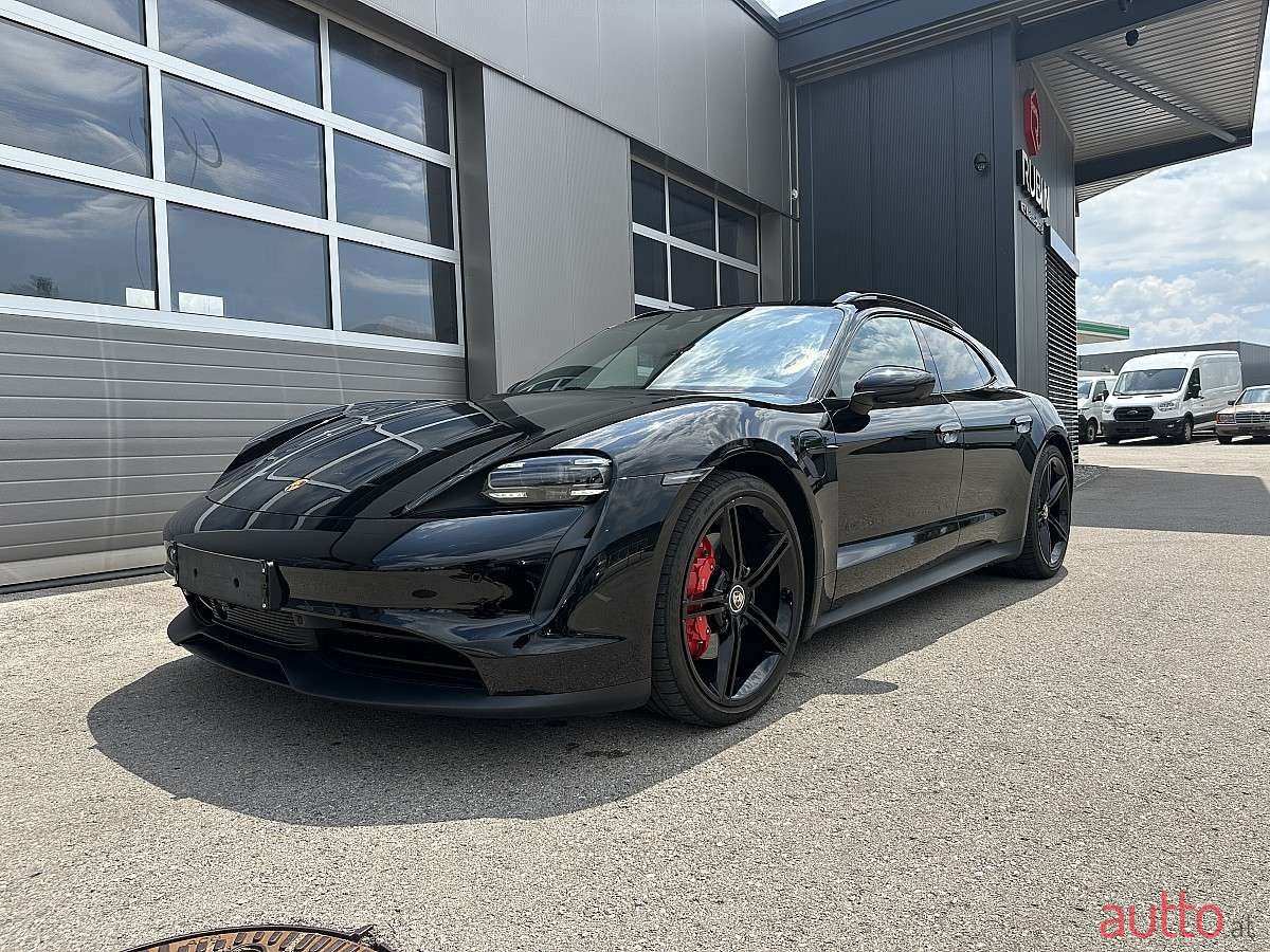 2023' Porsche Taycan photo #4