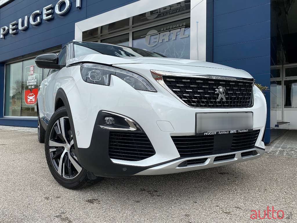 2019' Peugeot 5008 photo #2