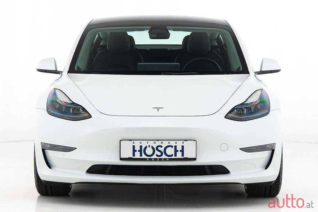 2022' Tesla Model 3 photo #1