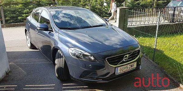 2013' Volvo V40 photo #5