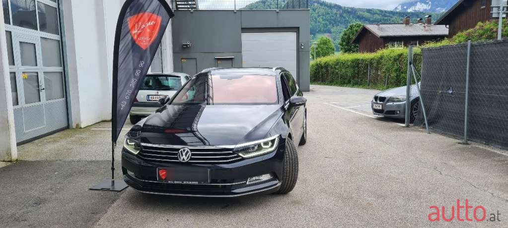 2018' Volkswagen Passat photo #2