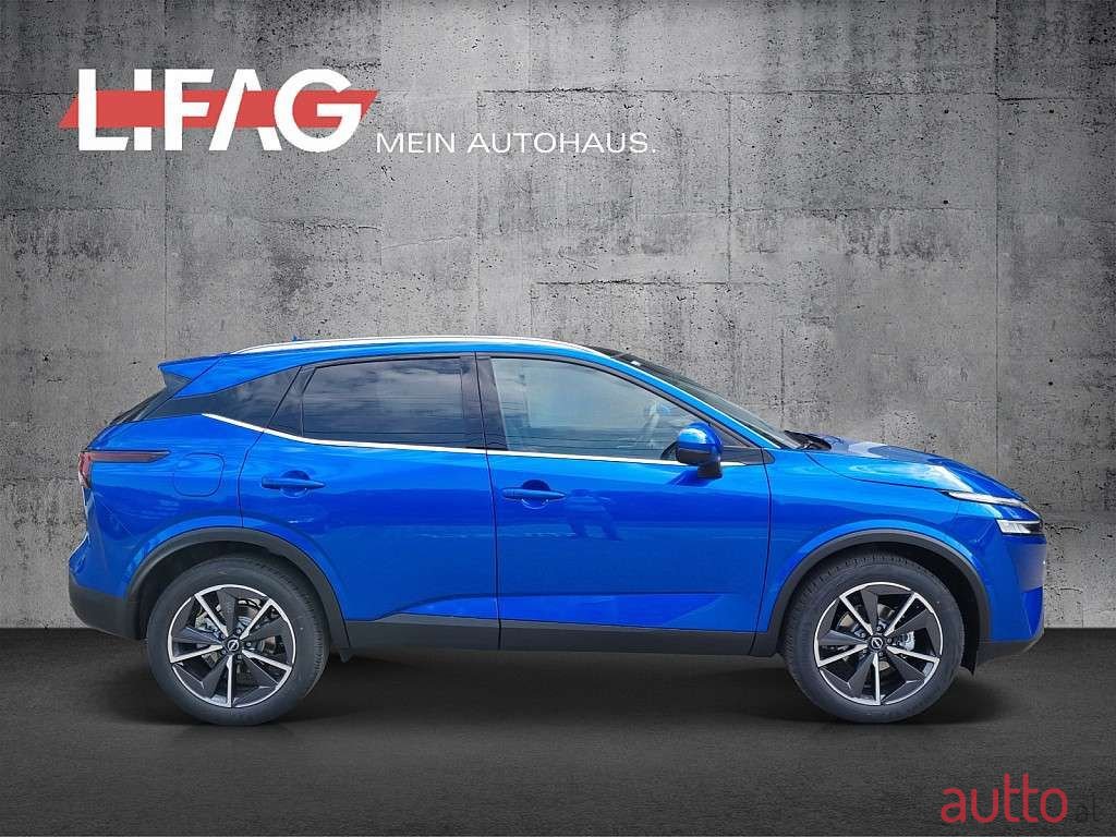 2023' Nissan Qashqai photo #2