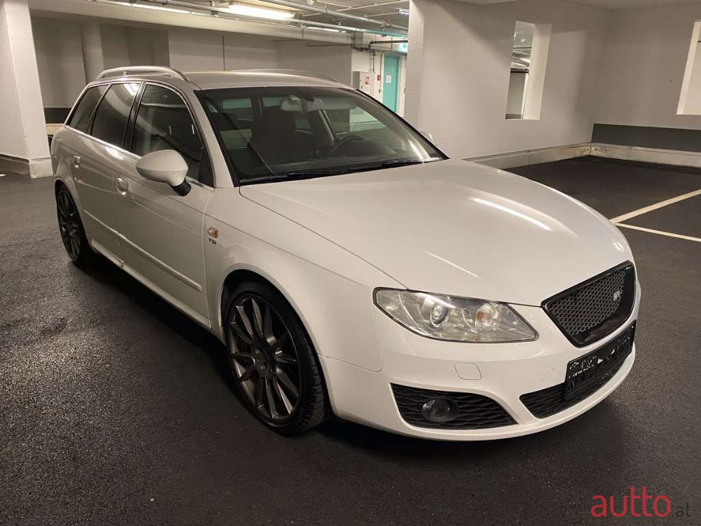 2011' SEAT Exeo photo #3