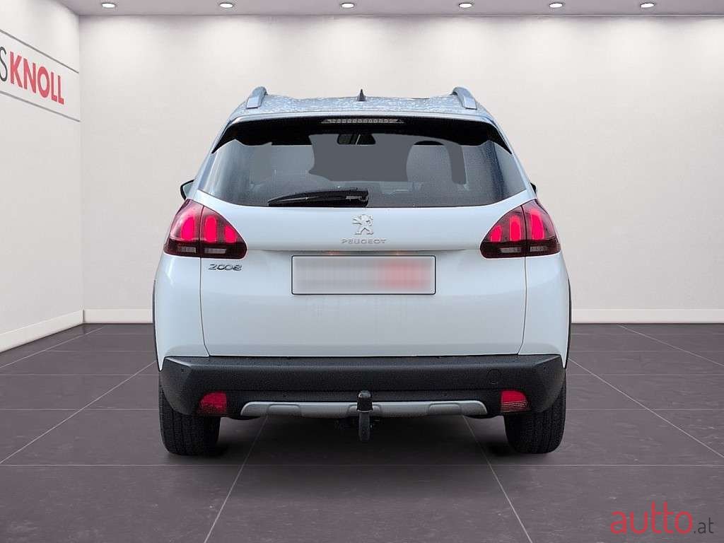 2018' Peugeot 2008 photo #5