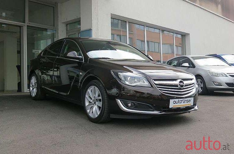 2014' Opel Insignia photo #1