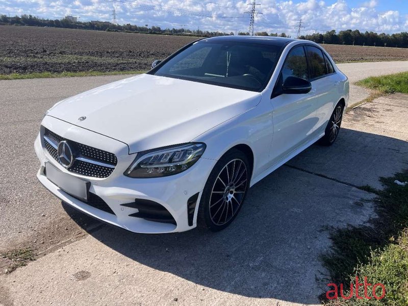 2018' Mercedes-Benz C-Klasse photo #3