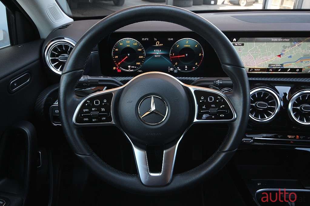 2022' Mercedes-Benz A-Klasse photo #4