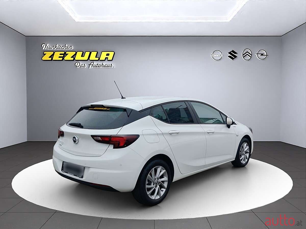 2020' Opel Astra photo #5