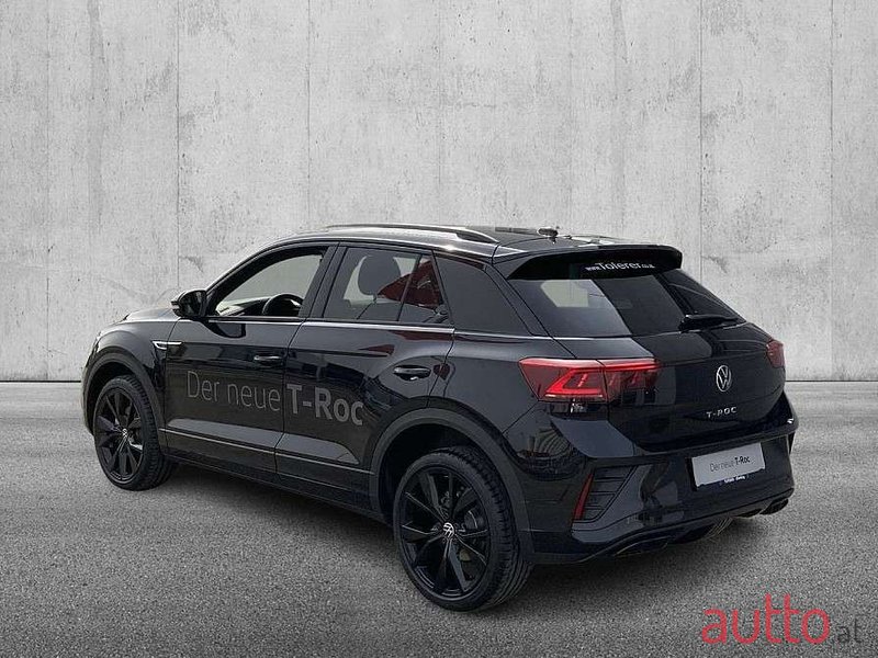 2022' Volkswagen T-Roc photo #6