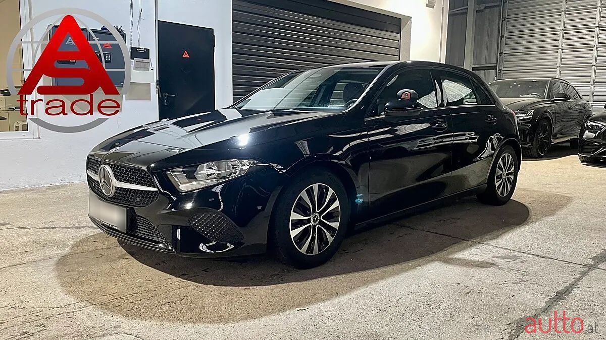 2023' Mercedes-Benz A-Klasse photo #1