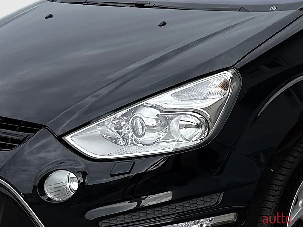 2015' Ford S-Max photo #5