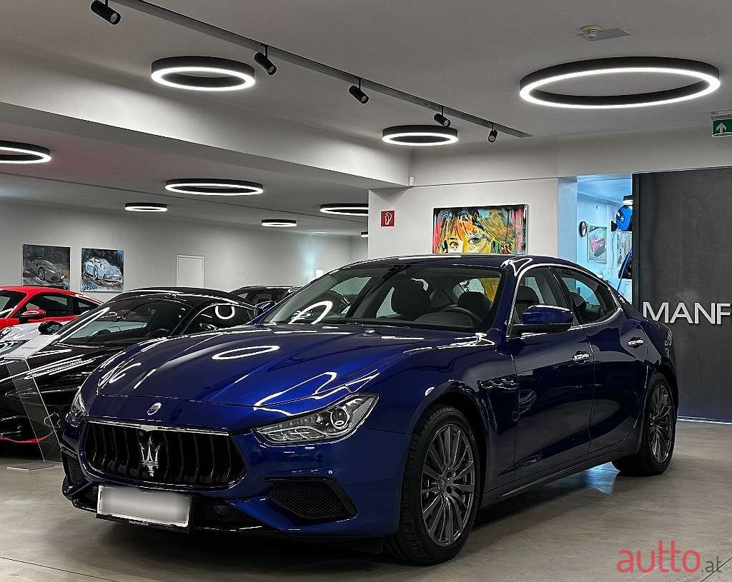 2018' Maserati Ghibli photo #5