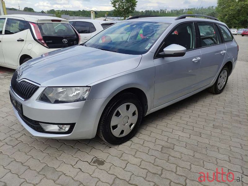 2014' Skoda Octavia photo #2