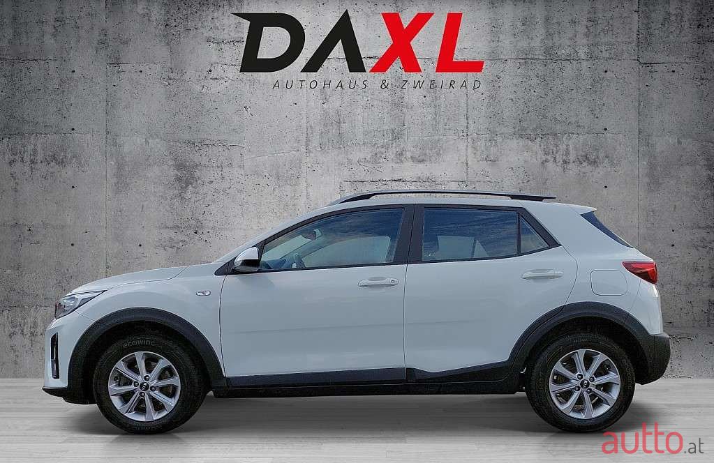 2020' Kia Stonic photo #2