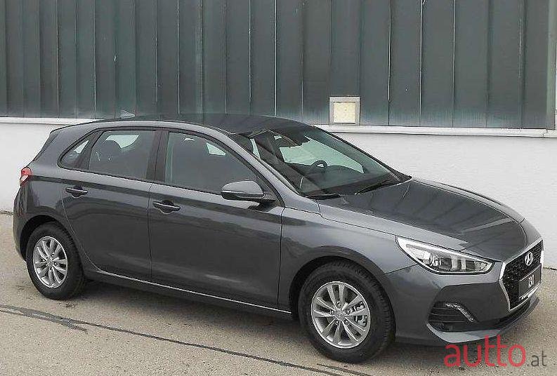 2020' Hyundai I30 photo #1